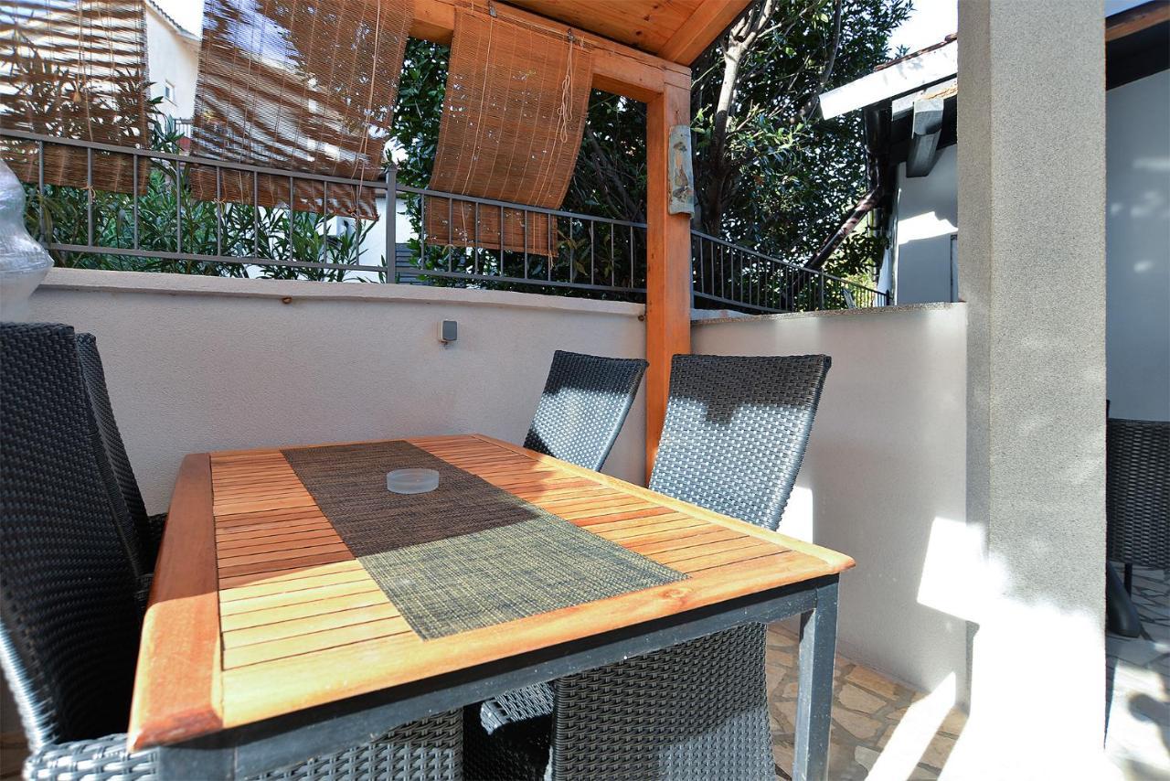 Apartments Jadranka 1279 Pomer Extérieur photo