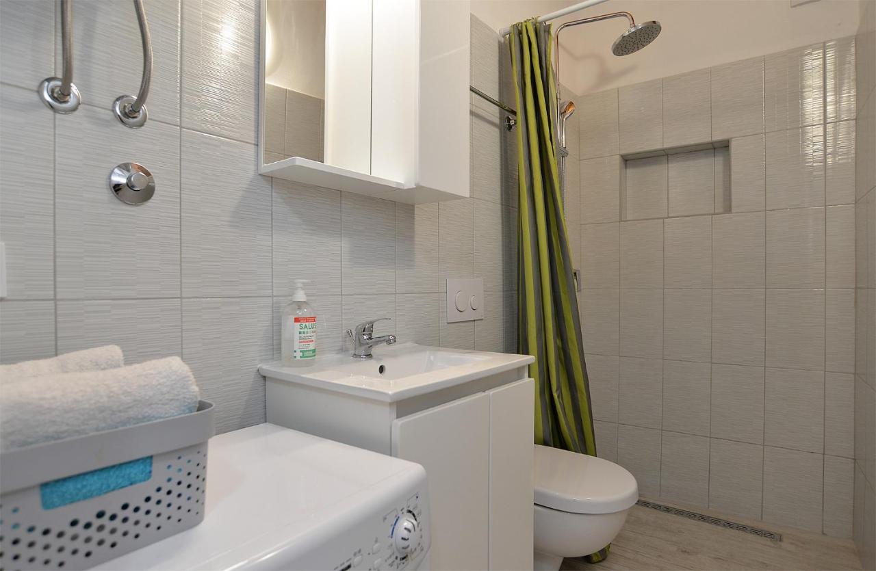Apartments Jadranka 1279 Pomer Extérieur photo