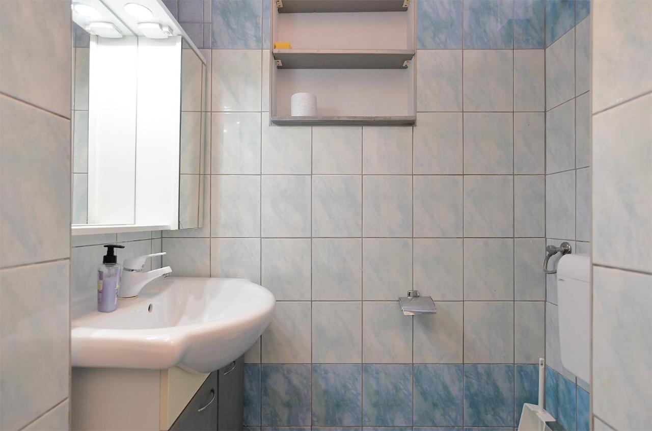 Apartments Jadranka 1279 Pomer Extérieur photo