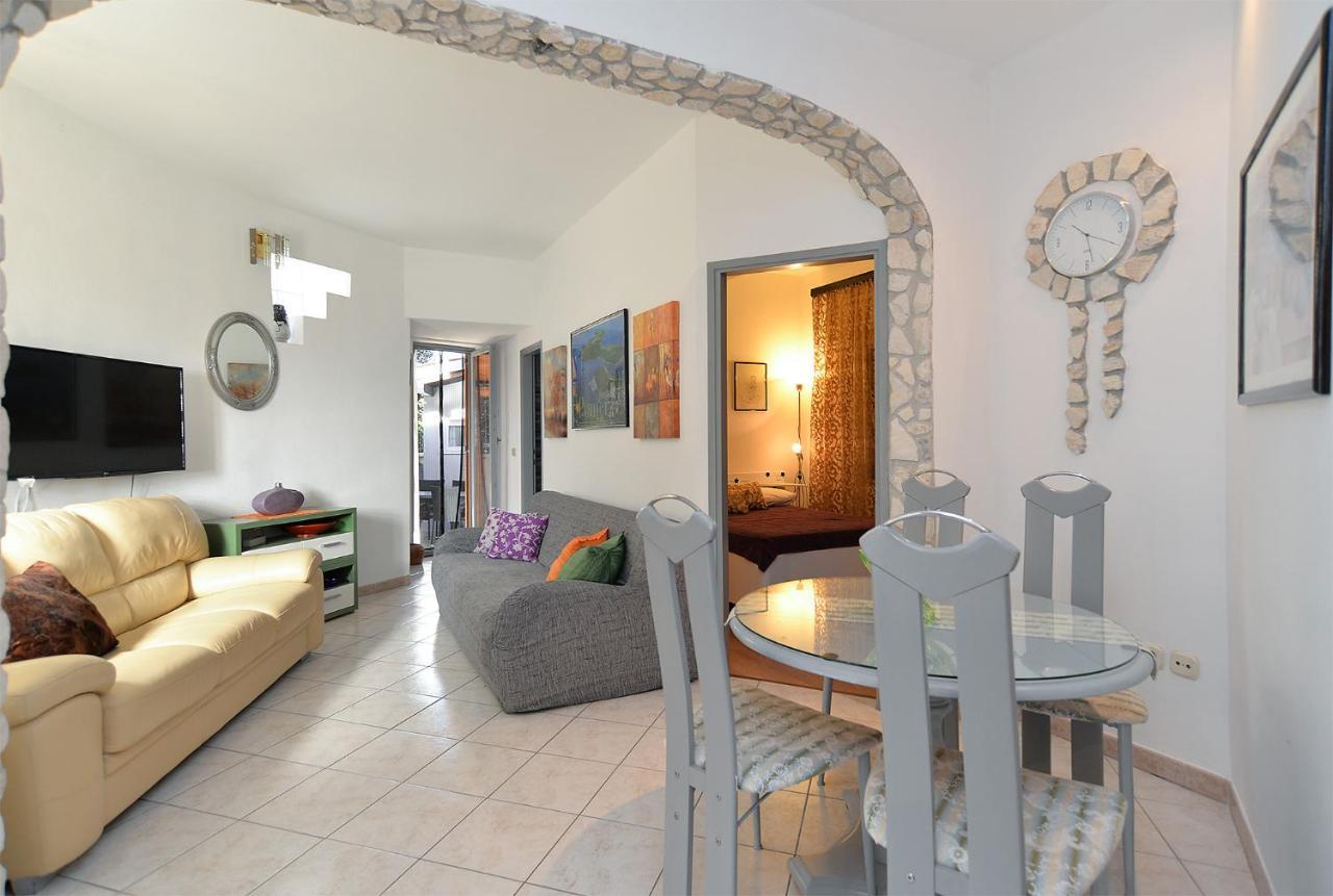 Apartments Jadranka 1279 Pomer Extérieur photo