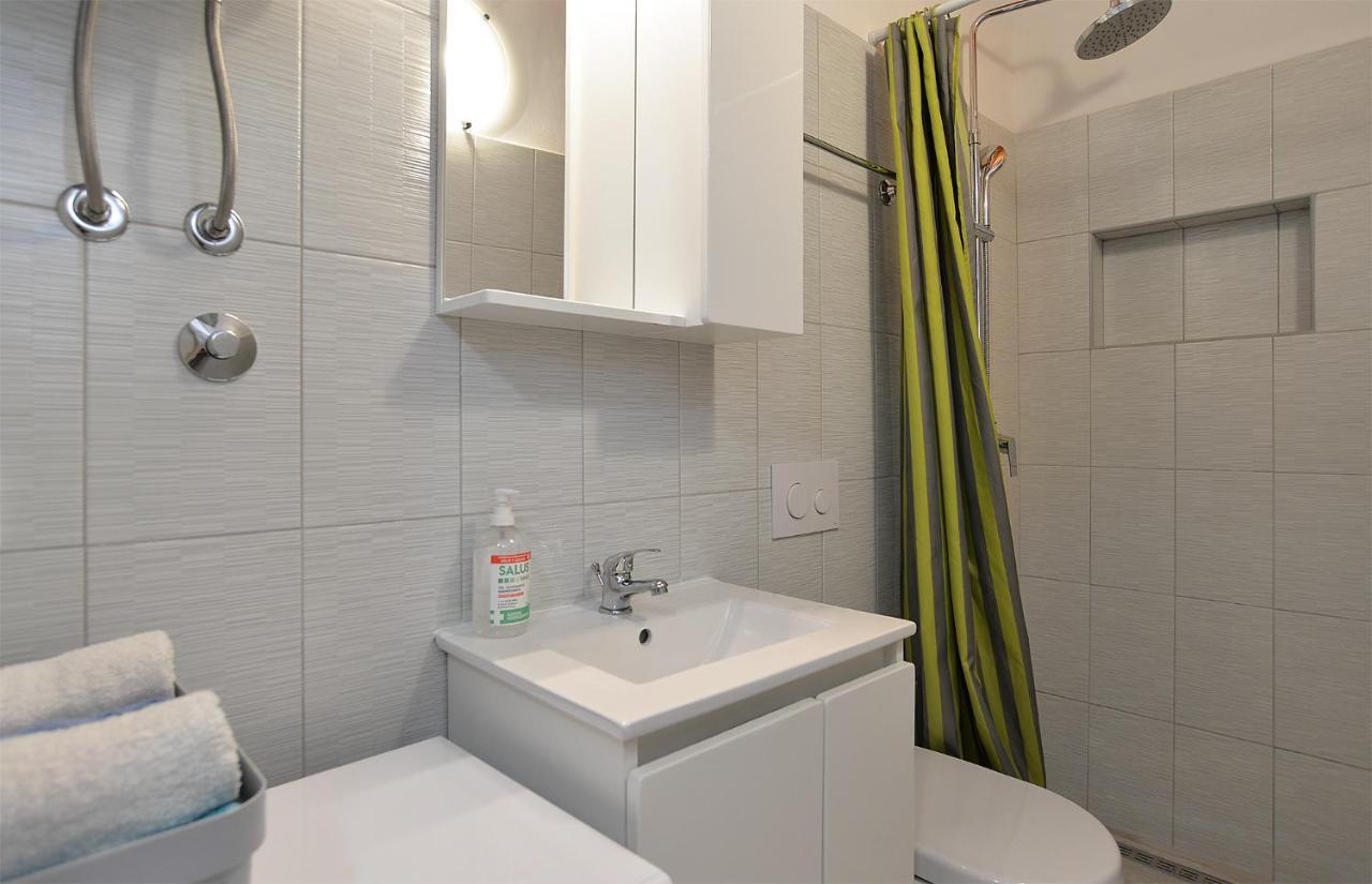 Apartments Jadranka 1279 Pomer Extérieur photo