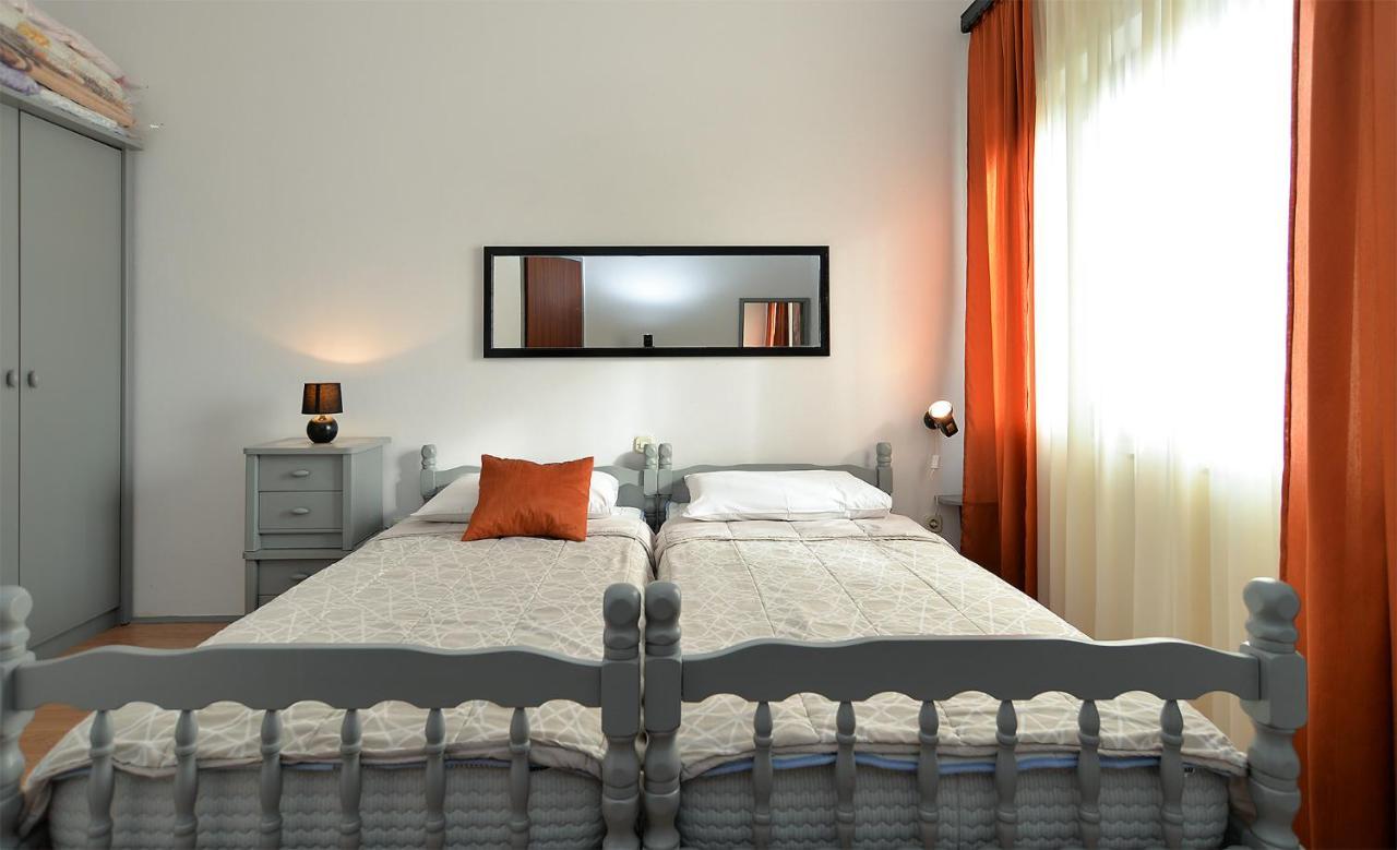 Apartments Jadranka 1279 Pomer Extérieur photo