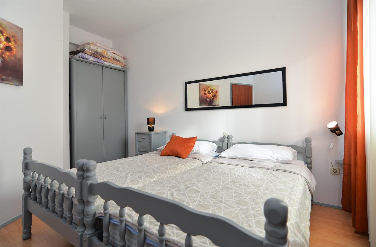 Apartments Jadranka 1279 Pomer Extérieur photo
